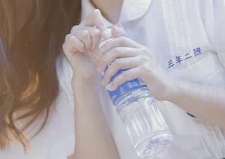 www.155.fun好像下载后，每一次划屏都是个小惊喜，你敢试试吗？