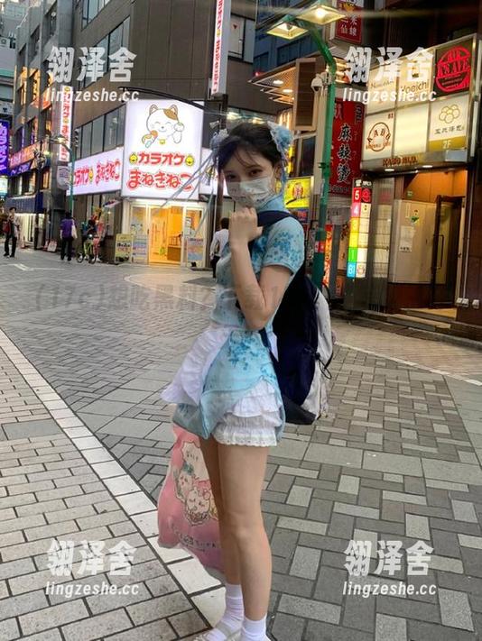 想吃黑料？下载17c，坐等瓜王升天！