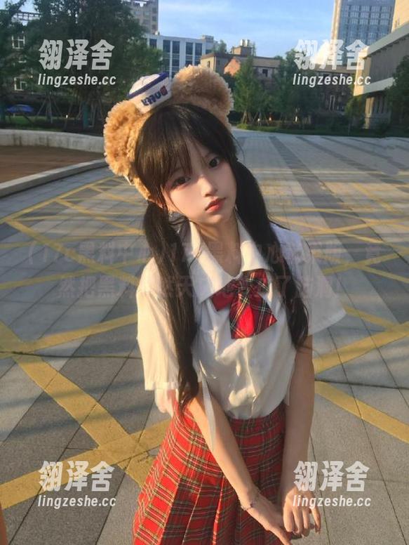 17c黑料中心 17c黑料中心苹果版,竟然把黑料浑然天成地变成了脑洞!