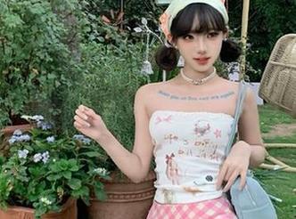 17吃瓜官网，吃掉八卦的同时锁住你的灵魂，看个够？