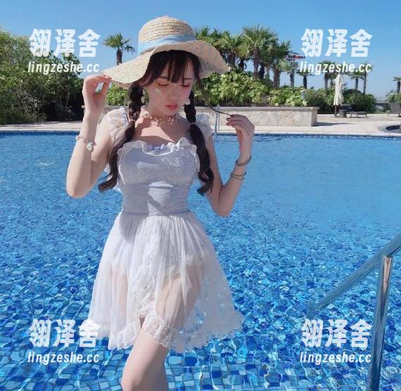 黑料横行，下载17吃瓜网，让我轻松看热闹，吃瓜不亏！