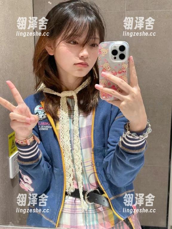 在“51cgfun官网”上，每一次滑动都能感受到舌尖的火花