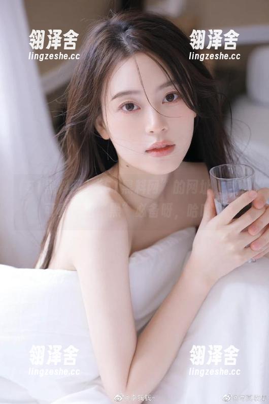 “51黑料网”的网址，这下可真是看“黑”必备呀，哈哈！