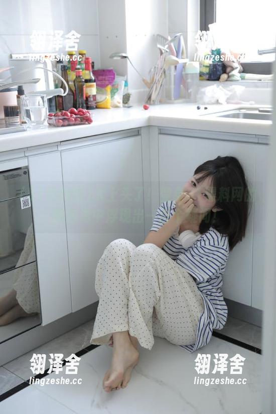 太上头了！登录51黑料网的我脑海中浮现出一百个疑问！