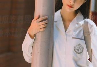 2025年，51黑瓜吃料网苹果版本让你瓜田里飞，找瓜吃得比你爸还快！