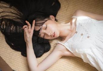 咱们说个事，常年沉迷52吃瓜网的我，链接上连新鲜事都能吃进嘴里！