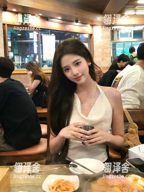 tttzzz18.su 在tttzzz18.su的黑料网址中漫游,就好比在一场衰神的聚会,无比巧妙又意外!