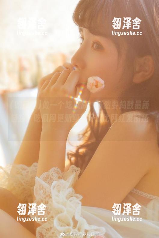 做一个吃瓜族，当然要捣鼓最新链接，吃瓜网更新频率好像比网红发图还快！