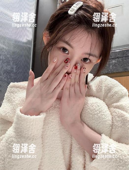 吃瓜网 吃瓜网免费爆料那种“真真假假”,每次都让我心痒痒!