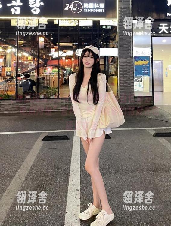 所有的抖音网红都在忙着分享“吃瓜网址”官网，真怀疑他们到底在吃还是在看？