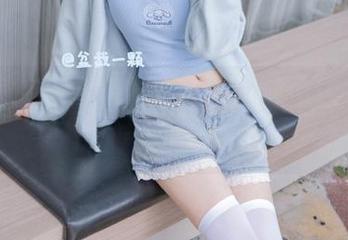 网曝吃瓜首页，心情像一颗随风摇摆的瓜子！