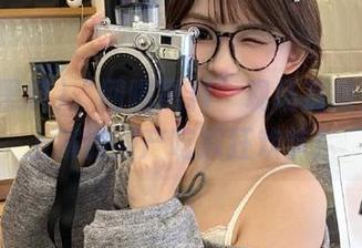 “网曝黑料”现场直播：永久上演的国产吃瓜狂欢节！