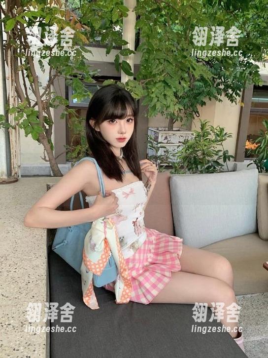 网爆黑料的入口不仅仅是信息，还有那些隐隐约约的心动感。