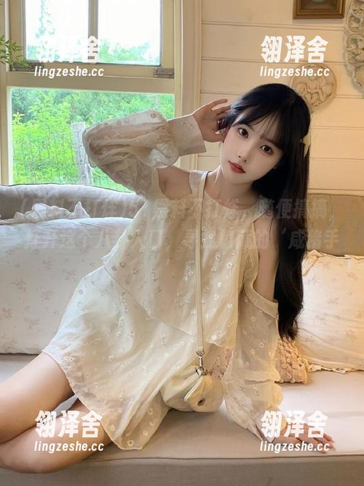 黑料不打烊 51黑料不打烊,随便搞搞,打开这个八卦入口,寻找隐藏的‘咸猪手’!