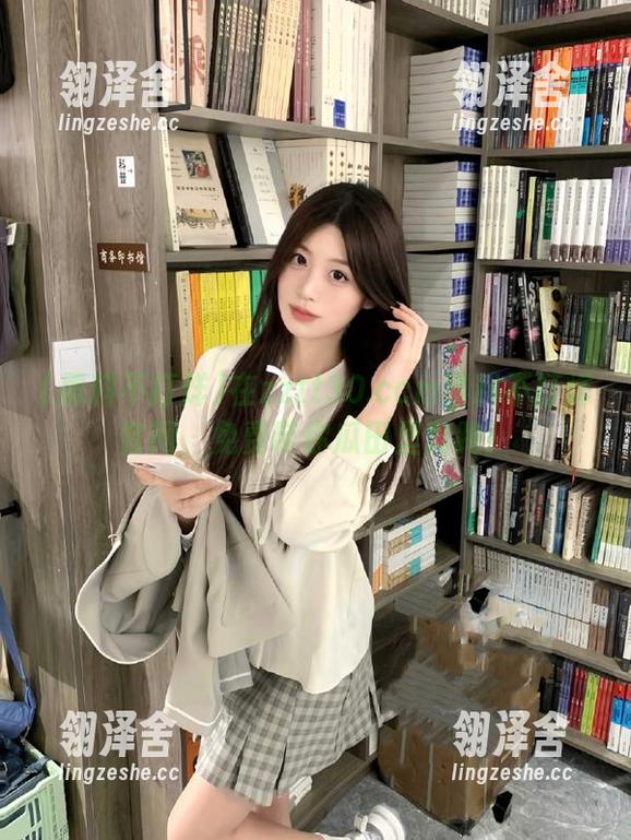 在zztt30.ccm黑料不打烊官网，免费带你瓜田里奔跑！