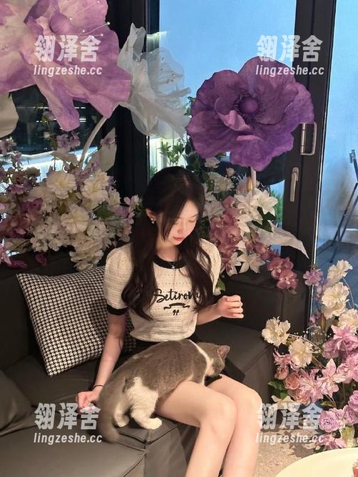 “黑料吃瓜网站”：这是个不只有料可吃的APP啊，是在养我的八卦细胞吗？