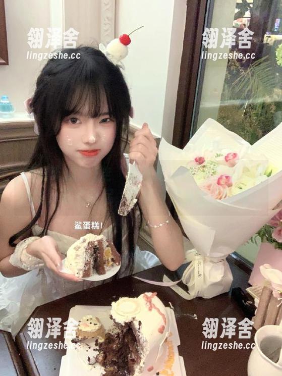黑料吃瓜网 走“黑料吃瓜网ax”的高速线路,苍蝇四起,惊艳与意外比比皆是!