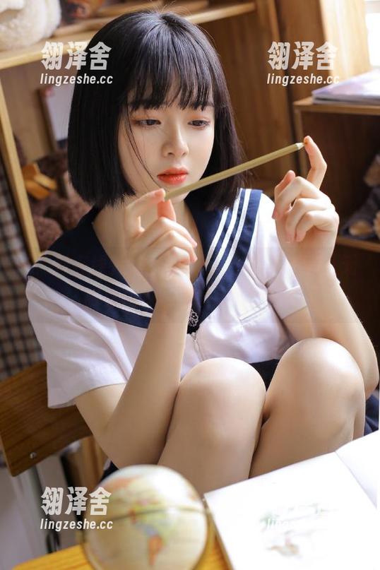 犹豫要不要下个黑料在线，无服务费的ios版，靠谱吗？