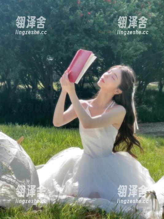 竟然在“黑料正能量吧”找到了可以收藏的趣味炸点，实在让人忍俊不禁的时刻！