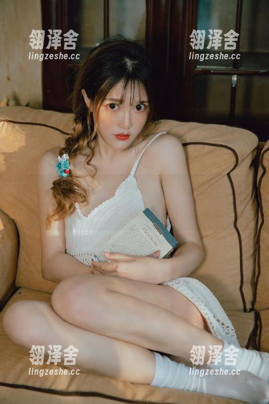 黑料网在线看，传送门上写着“恶搞之路，越过来就好”，你敢试试吗？