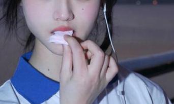“黑料网址”视频，八卦主播火速上线，带你云翻车现场！