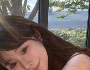 每次刷永久黑料资源网，内心都是一场黑色的狂欢。