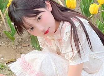黑瓜吃料的首页像个老友，无话不谈，哈哈哈哈！